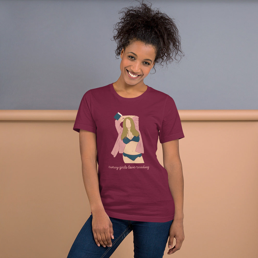 Curvy Girls Love Reading T-Shirt